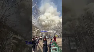 Ужасный пожар в Тюмени на Воровского 21. Горит пятиэтажка  😱😮😯