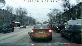 Аварии на видеорегистратор 2013 (20)/ Сar crash compilation 2013 (20)