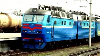 ЧС8-006 с фирменным поездом