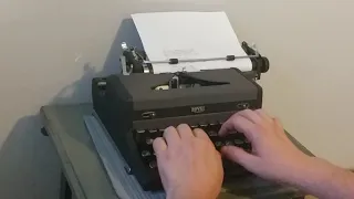 1948 Royal Quiet Deluxe Typewriter