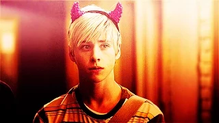 Skins: Maxxie - With love