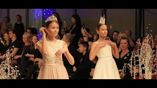 Christmas Fashion Show 2019 в Национальной школе красоты