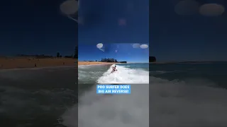 PRO SURFER DOES BIG AIR IN FRONT OF ME 🤯🙌🏽