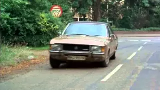 Renault 16 - Ford Granada Chase 1978