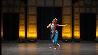 Esho Shyamolo Sundoro - a self choreographed dance by Amrita Sarker (Tia)