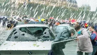 Roaring skies over France!! Crazy hail storm hit Saint-Etienne, Loire!