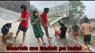 Sadak pe maar ho gaya 🥵 bhai - behen | best of 2023