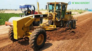 Perfect Activities Processing Building Foundation Roads By Cat Motor Grader Spreading & Plowing Soil