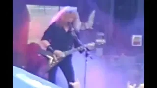 MEGADETH performed the song "The Conjuring" live for first time since 2001!