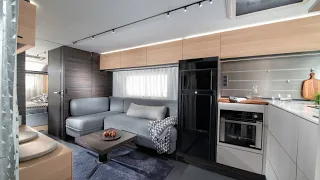 DAS TINY HOUSE FÜR 2023! Bester Full-GFK Wohnwagen Europas: Adria Astella 2022. Spanien-Dauercamping