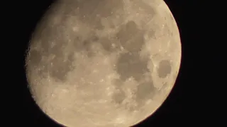НЛО на фоне Луны два объекта 20 августа 2021.
