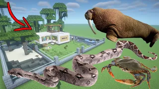 How To Live Inside an Anaconda, Crab, and Walrus Farm in Minecraft PE