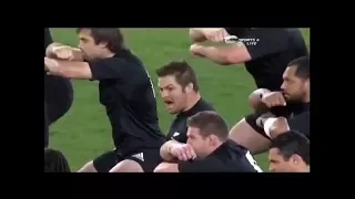 Australia vs New Zealand ,   Richie McCaw is leading the HAKA !