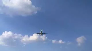 Ukraine International Airlines Boeing 737-800 UR-PSD landing at Kyiv-Borispol airport (UKBB/KPB)