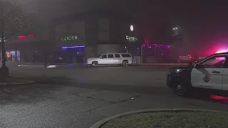 Suspect dead after shooting security guard outside northside bar