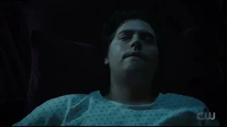 Riverdale 5x14 Jughead wake up in hospital. He returns to New York see Jessica.