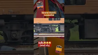 รถไฟก็เร่งจนล้อฟรีได้😂😂😂 Locomotive Wheel Slip | #short #train