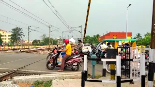 Traffic Jam At Railgate High Speed Staff Special Train Furiously Moving On Level Crossing