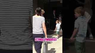 Jennifer Garner Doesn't Need Ben Affleck's Help & Takes The Kids To Church By Herself In Los Angeles