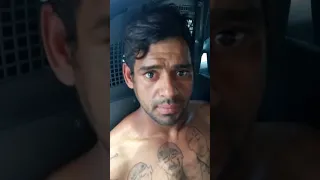 Ladrão! Faz tatuagem com menção a polícias mortos.