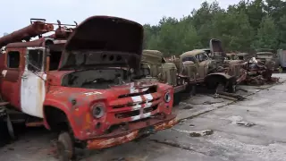 Vehicle graveyard in Buryakivka  - Fahrzeugfriedhof in Burjakiwka / Бурякiвка