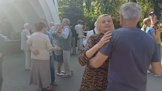 В БОКАЛАХ ТИХО ТОНУТ СВЕЧИ, А Я ТОНУ В ГЛАЗАХ ТВОИХ 💕ТАНЦЫ💕 ХАРЬКОВ 2024