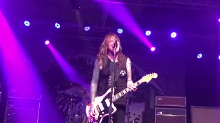 Against Me Live - Turn Those Clapping Hands into Angry Balled Fists - House of Vans, NY - 8/3/18
