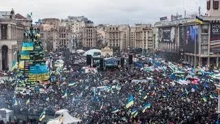 Протестующие с Майдана блокируют правительство (новости)