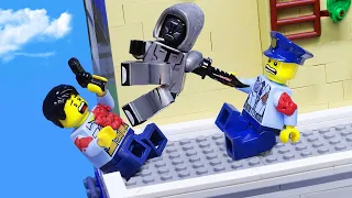 UNEXPECTED SITUATION - LEGO Police Prison Break | REO Brickfilm