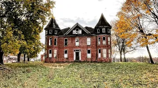 Incredible Forgotten 141 year old Crumbling Victorian House up North w/ Vintage Cars