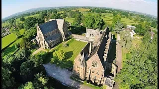 Как живут дети в школах типа Хогвартс (King's College St Michael's)