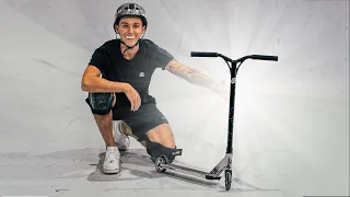 LA NOUVELLE TROTTINETTE LA PLUS LÉGÈRE DU MONDE ! (Oui c'est la mienne)