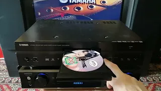 Yamaha DVD-S2700