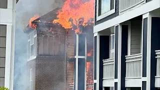 2 injured in 2-alarm apartment fire in south Charlotte
