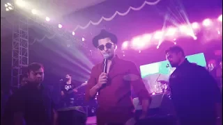 Darshan Raval live performance in kolkata 2017 || gulabi aankhen song by Darshan Raval