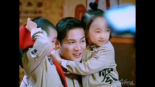Clip: #zhengyecheng is so good with kids #鄭業成 #郑业成 #정업성 #trinhnghiepthanh