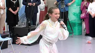 Luna Sabella (🇳🇱 JESC 2022) - Concert in a children's hospital (13/04/2023)
