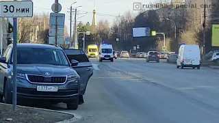 2х RUSSIAN AMBULANCE | Two Ford Transit with siren wail.