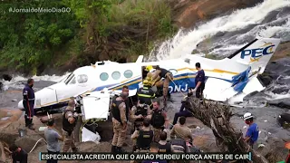 JMD (08/11/21) Avião que estava Marília Mendonça caiu perto do aeroporto de Caratinga Minas Gerais