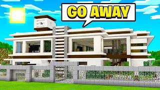 FINDING THE SMARTEST MINECRAFT HOUSE!