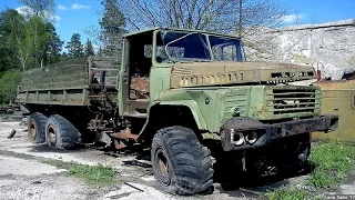 Заброшенная военная техника в лесу