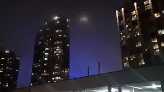 UFO Sighted Over Toronto, Canada ( November 27. 2020 )