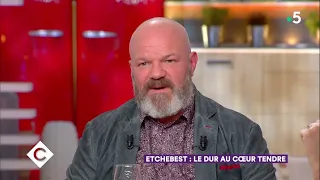 Dîner rock avec Philippe Etchebest et The Inspector Cluzo ! - C à Vous - 04/05/2018