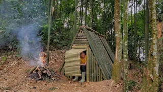 Build a house, catch fish from the Grilled stream,|  Lý Tiểu Lai