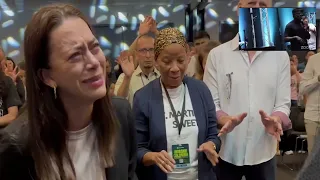 Watch Colombian mothers moving reaction to her daughter’s accurate prophecy