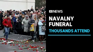 Thousands attend Alexei Navalny’s funeral in Moscow, accusing Putin of murder | ABC News
