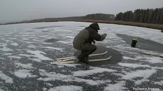 Рыбалка первый лёд 2019 2020 ЭКСТРЕМАЛЬНАЯ  зимняя рыбалка