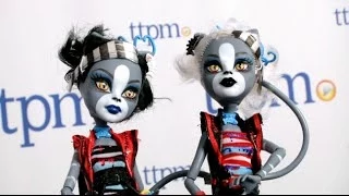 Monster High Zombie Shake Meowlody & Purrsephone from Mattel