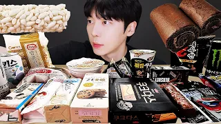 ASMR MUKBANG | BLACK VS WHITE FOOD JELLY CANDY Desserts (Noodles Jelly, chocolate) Convenience store