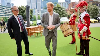 Prinz Harry in London: Sein Statement zum Treffen mit Charles • PROMIPOOL